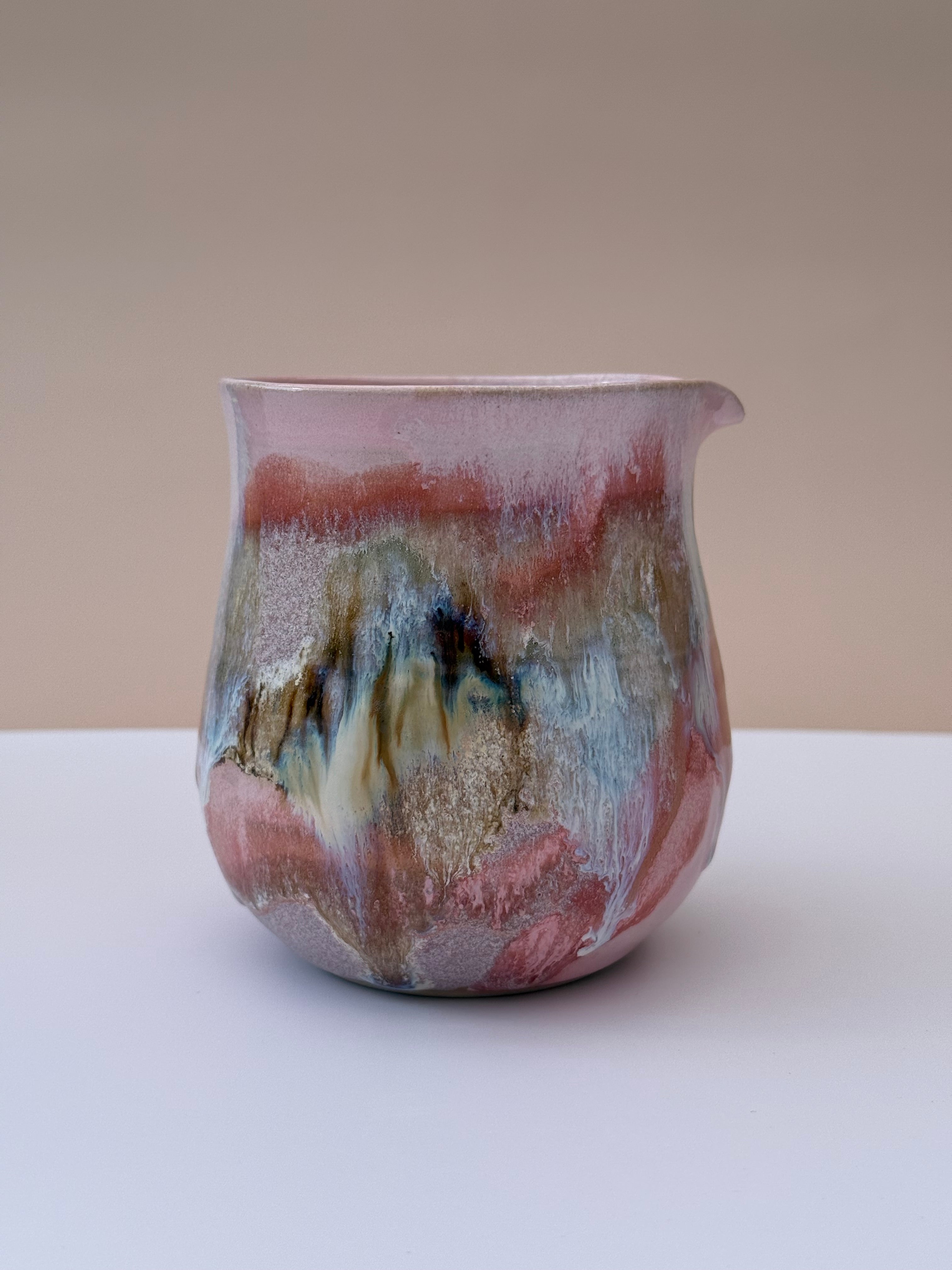 Milk Jug - Rosa