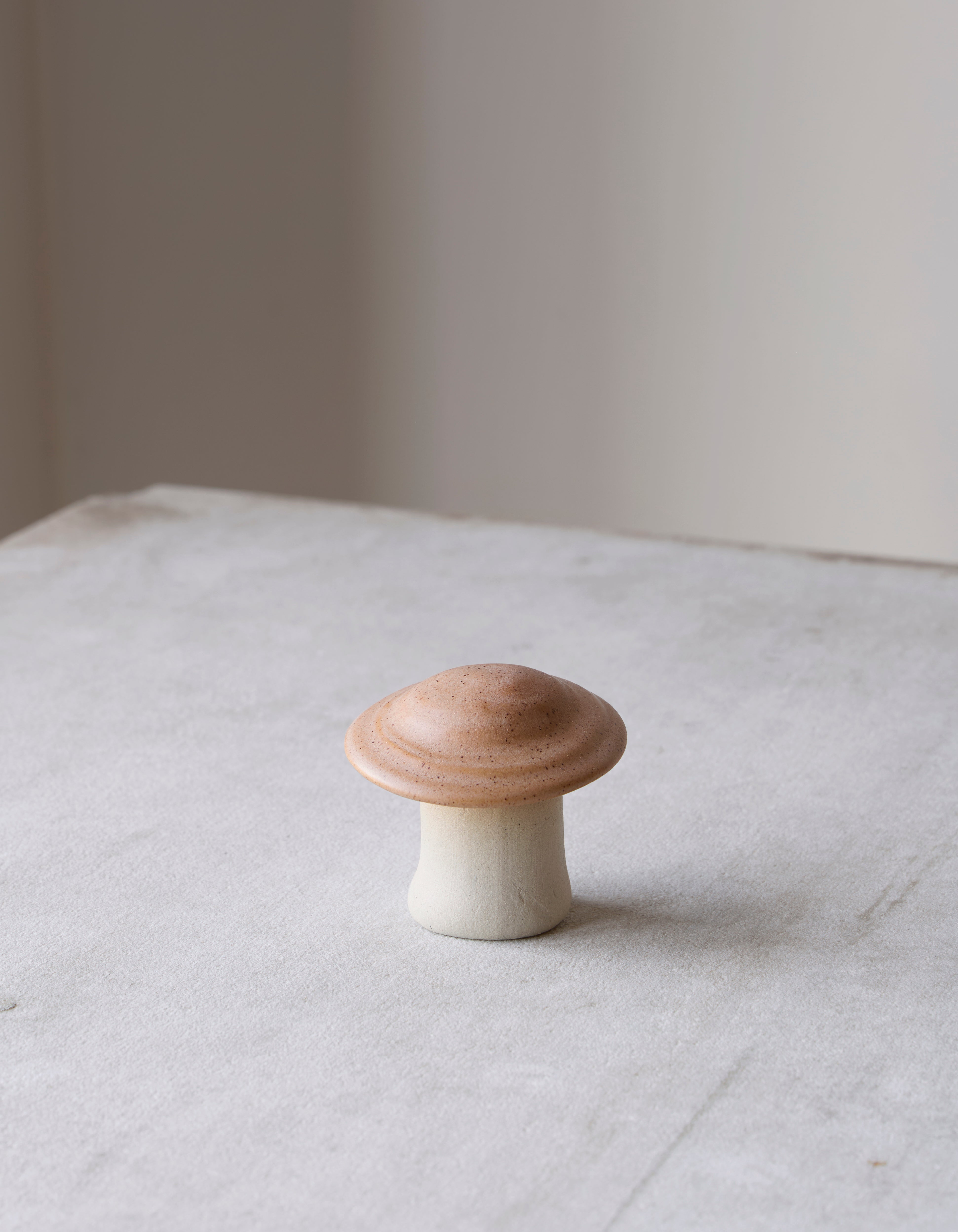 Mushroom – Beige