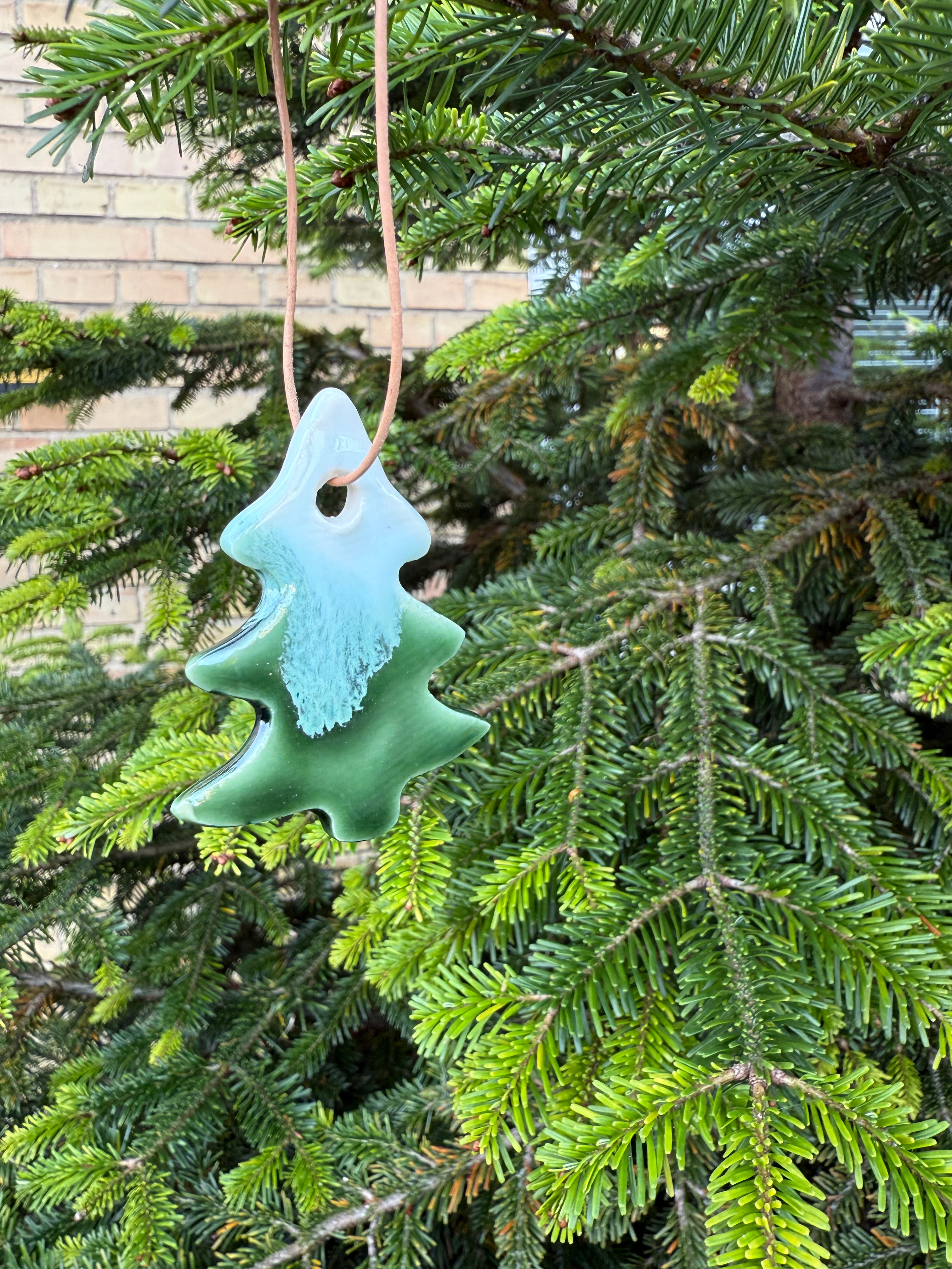 Christmas Tree Ornament – Porcelain
