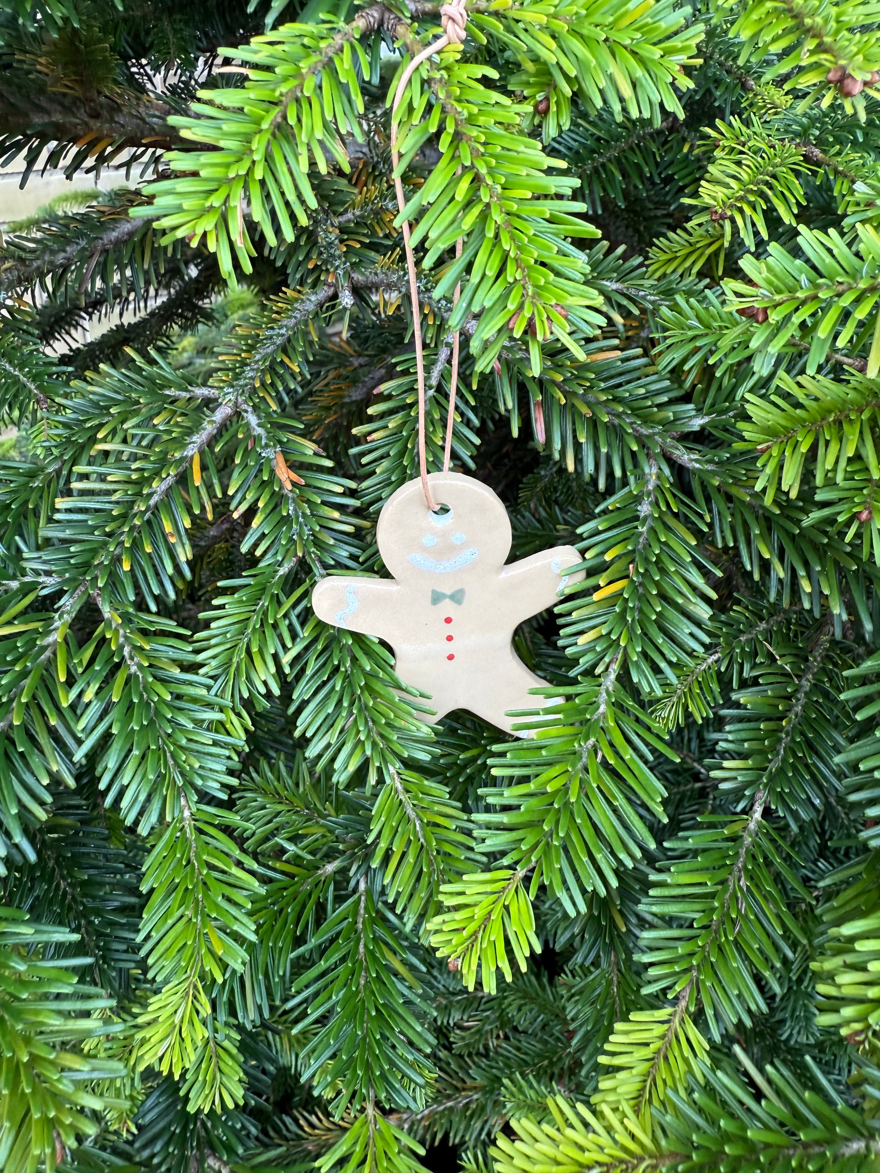 Gingerbread Man Ornament – Porcelain