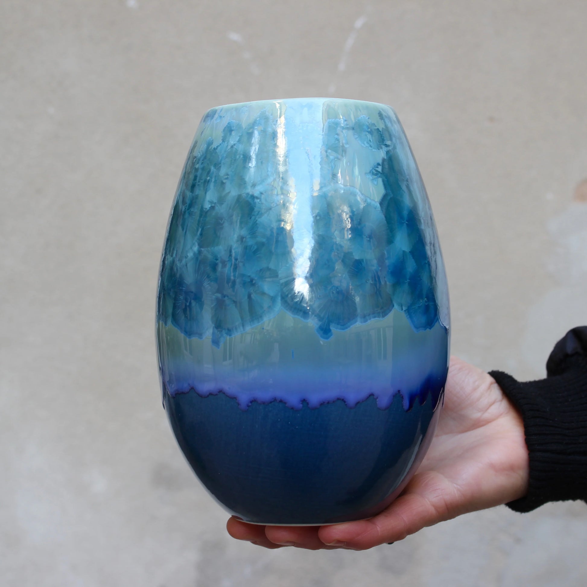 Crystal Vase Medium - Petrol Blue – Clayful Copenhagen Crystal Vase Medium - Petrol Blue – Clayful Copenhagen